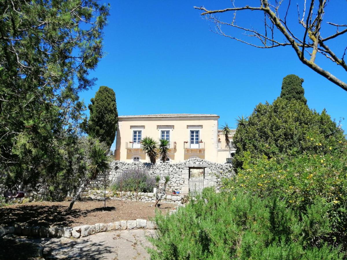 Agriturismo Baglio Calanchi モーディカ エクステリア 写真