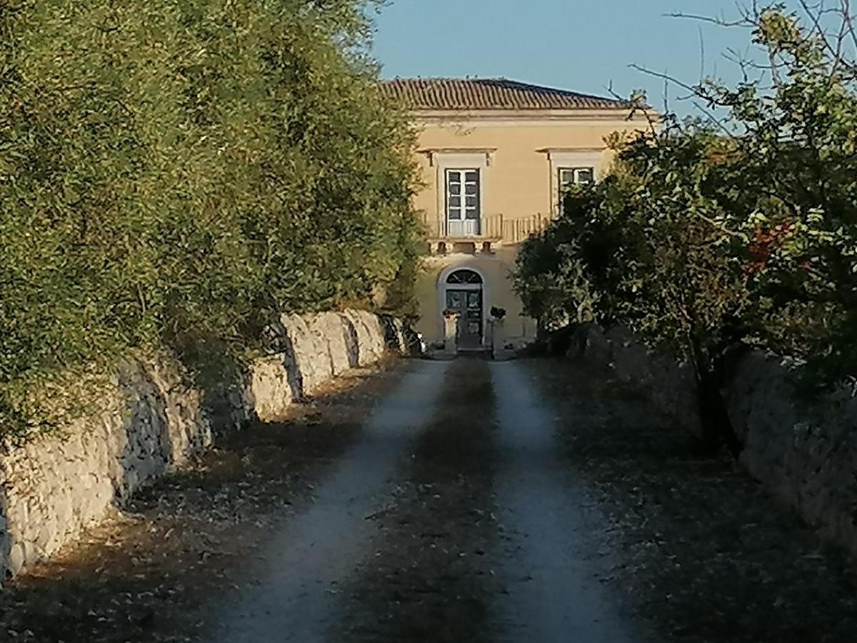 Agriturismo Baglio Calanchi モーディカ エクステリア 写真